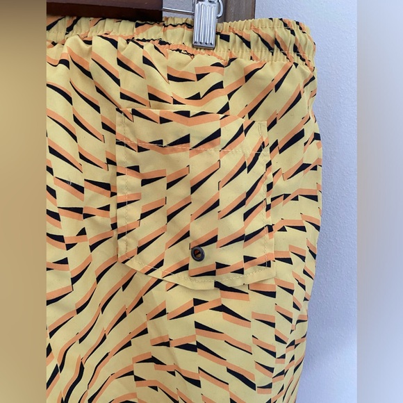 NWT - Open Edit - Nordstrom Men’s Swim Trunks - Size Large - Picture 5 of 7
